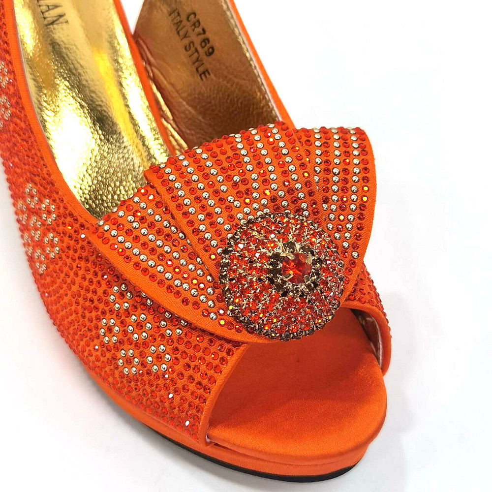 Novo Conjunto de Sapatos de Fe - Wedding Vendor avaliação e preço